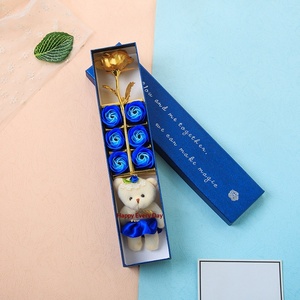 Caja de Regalo con Jabón de Rosa en Forma de Oso y Papel de Oro - Origen China, <span class=keywords><strong>Regalos</strong></span> para <span class=keywords><strong>Cumpleaños</strong></span> y Graduación - Product Image 1