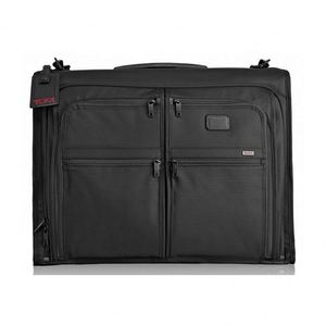 Échantillon gratuit : Fabricant de sacs de voyage luxueux et réutilisables en tissu Oxford pour costumes, avec logo personnalisé et pliables - Product Image 2