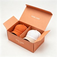 Boîte à chapeaux en carton ondulé avec fenêtre, design style avion, logo personnalisé, pour un montage facile et un emballage sécurisé des casquettes et bonnets