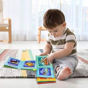 Libros Sensoriales de Frutas con Textura Arrugada para Bebés de 0 a 6 y 12 Meses, Juguetes de Tela Suave para el Tiempo Boca Abajo - Product Image 1