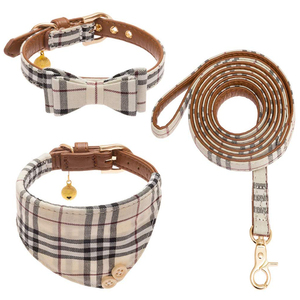 Conjunto de Collar y correa con lazo para perro, Bandana a cuadros bonita para caminar, corbata ajustable de cuero suave para perro pequeño con campanas - Product Image 1