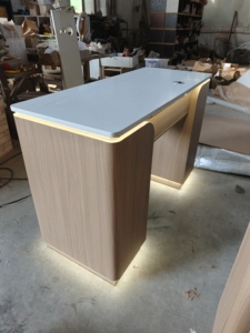 Table de travail pour <span class=keywords><strong>ongles</strong></span> moderne et durable avec tiroirs de rangement et barre <span class=keywords><strong>à</strong></span> <span class=keywords><strong>ongles</strong></span> pour salon de manucure professionnel - Product Image 6