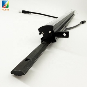 Barre linéaire LED programmable étanche IP67 DC12V RGBW SPI DMX512 pour la décoration de ponts, bâtiments, centres commerciaux et clubs - Product Image 5