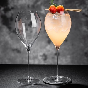 Flûtes à champagne en gros, verres en forme de tulipe, verres en forme de <span class=keywords><strong>goutte</strong></span> <span class=keywords><strong>d</strong></span>'<span class=keywords><strong>eau</strong></span>, flûtes à champagne personnalisables avec impression de logo - Product Image 1