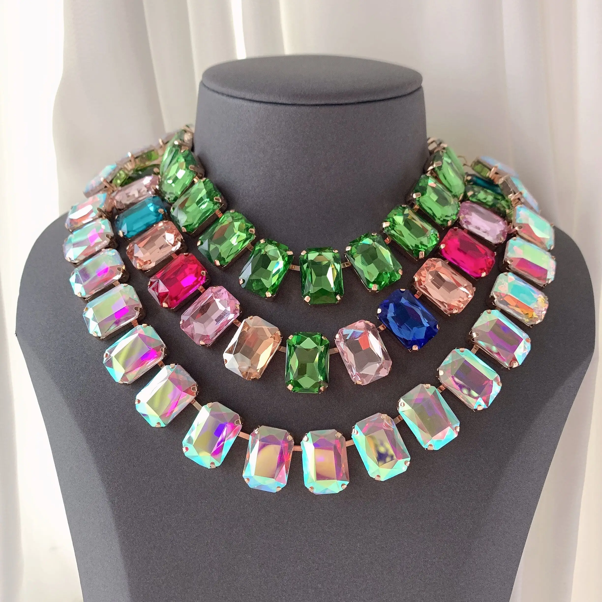 Colliers en cristal colorés pour femmes, grand rectangle, perles en verre, collier de fête, ensemble de bijoux, LS-L1907