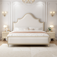 Lit en bois massif de luxe French Princess avec cadre doré champagne pour villas et chambres d'hôtel