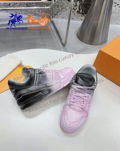 Zapatillas Deportivas de Marca Famosa, Cómodas, Casuales, para Correr, de Moda, con Degradado de Color, para Caminar, Calidad Original Lvs - Product Image 2