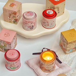 Bougie parfumée de luxe en boîte métallique en forme de petit lapin, idéale pour créer une ambiance chaleureuse, coffret cadeau pour anniversaires et fêtes - Product Image 4