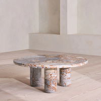Table basse ronde en marbre Dream Home, trois pieds cylindriques en pierre, plateau en marbre naturel breccié, table de salon moderne