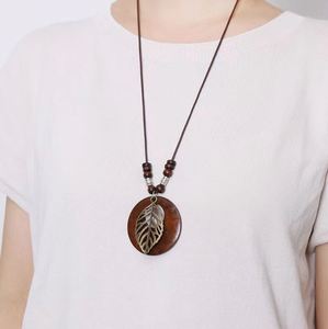 Винтажная Подвеска из деревянного сплава с бусинами, кожаная веревочная цепочка для свитера, модная длинное женское ожерелье - Product Image 2