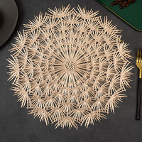 Napperons en PVC doré de luxe en gros, forme pissenlit, 38 cm, résistants à la chaleur, tissés, pour la décoration de la maison et de mariage