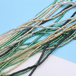 Perles en verre cristal tubulaires 2x4mm <span class=keywords><strong>de</strong></span> qualité supérieure, perles en verre doublées métalliques pour la fabrication <span class=keywords><strong>de</strong></span> bracelets, approvisionnement professionnel Global Art - Product Image 2