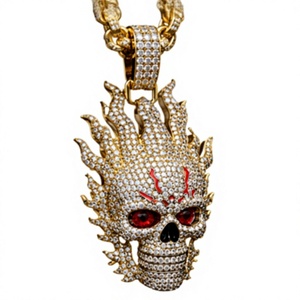 Pendentif Scorpion en Argent 925 Plaqué Or avec Cristaux Moissanite, Design Insecte, Bijou Unisexe Gothique Hip Hop - Product Image 3