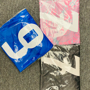 เสื้อฟุตบอลไทย 25/26 พร้อมโลโก้ ดีไซน์คลาสสิก เสื้อแข่งเหย้า/เยือน - Product Image 1