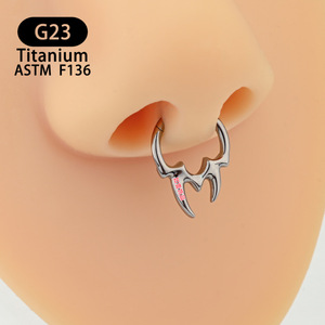Anneau de nez en titane G23 avec pointe, 8 mm, épaisseur 1,2 mm, pour piercing de septum - Product Image 4