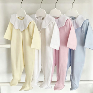 Combinaison bébé en coton de <span class=keywords><strong>luxe</strong></span> à col festonné monogrammé, barboteuse à manches longues, <span class=keywords><strong>pyjama</strong></span> et tenue de sortie de maternité - Product Image 1
