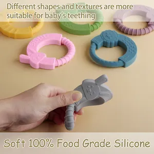 Bonne qualité sans BPA de qualité alimentaire enfants pendentif factice bébé anneaux de dentition en silicone pour bébés