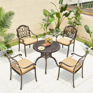 Mesa Lateral Durável de Alumínio Fundido Estilo Riviera Francesa - Mobiliário Vintage para Varanda, Ideal para Uso Externo em Vilas e Hotéis - Product Image 1