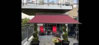 Vente en gros d'auvent rétractable motorisé personnalisé auvent pare-soleil étanche mural extérieur cadre en aluminium patio utilisation électrique