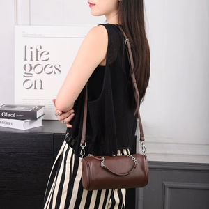 กระเป๋าถือผู้หญิงคุณภาพสูง ปี 2026 กระเป๋าหนังสะพายไหล่แบบสะพายข้าง - Product Image 1