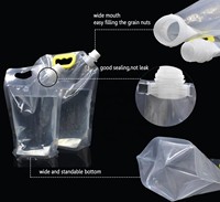 Pochette souple transparente de haute qualité avec bec verseur et poignée, sac d'emballage liquide en plastique transparent pour le stockage de bière, jus, soupe et eau