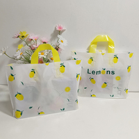 Sac en plastique pour vêtements avec logo personnalisé, écologique, pour magasin de vêtements, en stock, directement de l'usine