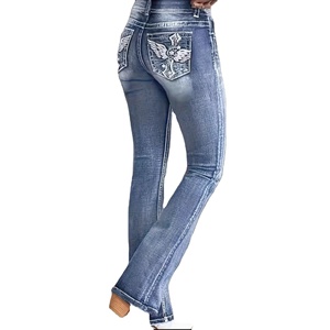 <span class=keywords><strong>Jeans</strong></span> évasés moulants Y2K Glam en gros |   Denim brodé ailes <span class=keywords><strong>argent</strong></span>ées taille basse |   Pantalon Bootcut Cyber-Vintage pour femmes ODM - Product Image 1