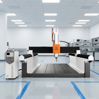 Centre de gravure CNC 4 axes robuste RC avec structure en acier épaissie et table en acier pour panneaux en fibre de carbone, nid d'abeille et PET