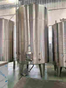 Fermentador de Vino de Acero Inoxidable de 10T 20T con Certificación CE y Diseño de Instalación Rápida para Pequeñas y Medianas Empresas Vinícolas - Product Image 5