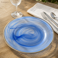 Assiette de présentation en verre bleu tourbillonnant avec bordure dorée ronde, assiette décorative pour la mise en table de mariage