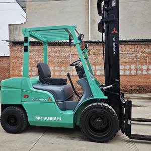 Montacargas Mitsubishi Usado de 3.5 Toneladas en Excelentes Condiciones, Mástil 2/3, Elevación Estándar 3m 5m - Product Image 4