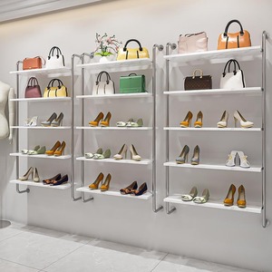 Estante de almacenamiento <span class=keywords><strong>para</strong></span> tiendas de ropa Estante de exhibición de <span class=keywords><strong>bolsas</strong></span> de varios niveles Estante de lujo montado en la <span class=keywords><strong>pared</strong></span> - Product Image 1