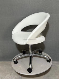 Patas de Silla de Manicura Blancas Premium con Ruedas Personalizables - Product Image 6