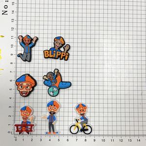 XX 2024 Venta al por mayor de adornos para zapatos de PVC divertidos de Uncle Bippi, con temática de personajes de video educativos en inglés para niños, para zuecos y decoración de calzado - Product Image 3