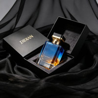 Nouveau flacon vaporisateur de parfum 50ML, flacon de parfum en verre noir avec bouchon doré carré, logo personnalisé, flacon de parfum de luxe avec boîte
