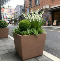 Supports de fleurs géants classiques en métal durables et écologiques pour l'extérieur