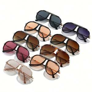 Lunettes de soleil carrées surdimensionnées vintage 2026 avec logo personnalisé, monture large, protection UV400, en métal, style aviateur, pour hommes et femmes - Product Image 4