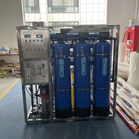 Sistem Reverse Osmosis (RO) 1T/H 1000LPH, Pabrik Pemurni Air Industri, Tangki FRP Pretreatment Pasir Karbon Resin, Kelas Komersial