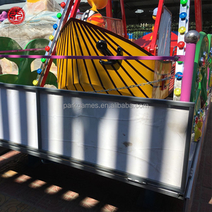 Giostra per Bambini a Forma di Piccola Barca Vichinga/Pirata, Attrazione per Parchi Divertimento, Alta Qualità, Prezzo di Fabbrica, Popolare e Accattivante, in Vendita - Product Image 2
