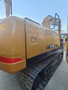 Excavatrice Sany SY135C-9 d'origine à faible nombre d'heures de travail, équipement de construction avec moteur Isuzu, en excellent état, en vente - Product Image 6