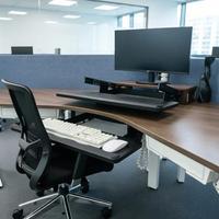 Plateau de clavier noir durable HJP-B à prix d'usine avec support de clavier réglable et tiroir de rangement pour composants informatiques