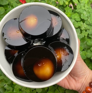 Poudre de gelée de plantes noires de qualité supérieure, gélatine végétale haute pureté pour des options de desserts sains sans sucre, vente en gros du Vietnam - Product Image 1