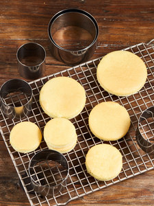 <span class=keywords><strong>Emporte</strong></span>-pièce à mousse Sanneng, 2/3/4/6/8 pouces, côtés allongés, antiadhésif, en acier inoxydable 304 - Product Image 4