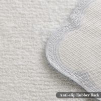 Tapis de salle de bain capitonnés de luxe, tapis de salle de bain uniques, tapis de bain blanc avec bordure festonnée bleue