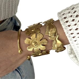 Golden Flower Cuff <b>Bracelets</b> Women's Bohemia Style Alloy <b>Bangles</b> Jewelry Fashion Accessories - Product Image 1