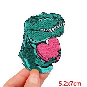 Patchs brodés thermocollants en forme de dinosaure de dessin animé pour vêtements, vente en gros, patchs personnalisés de haute qualité pour jeans - Product Image 3