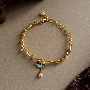 <span class=keywords><strong>Bracelet</strong></span> élégant de style vintage avec motif papillon en émail goutte d'huile et <span class=keywords><strong>perles</strong></span> simulées, décoration de main simple et de haute qualité pour femmes - Product Image 2