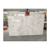 Dalles de pierre semi-précieuse en quartz cristal de marbre naturel translucide de luxe pour îlots de cuisine et murs