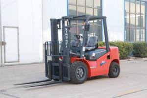 Carretilla elevadora de combustión interna diésel de alta calidad de 3 toneladas, 4 toneladas, 5 toneladas para industrias agrícolas - Product Image 2