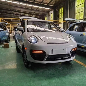 <span class=keywords><strong>Auto</strong></span> Elettrica Mini a 4 Ruote per Adulti Economica <span class=keywords><strong>911</strong></span> EV con 4 Porte e 4 Sedili in Pelle Telecamera Posteriore per Anziani Made in China - Product Image 3